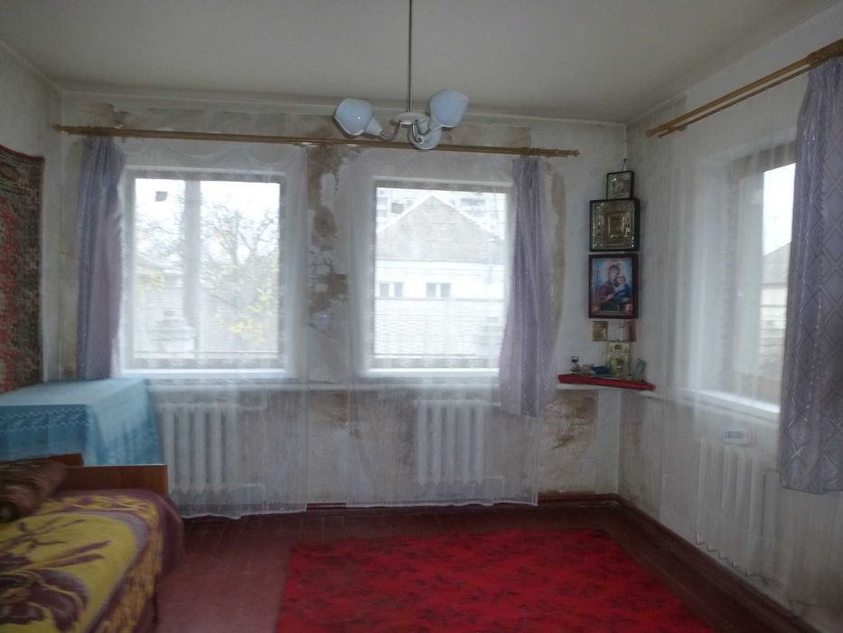 Продам будинок в м. Змііів