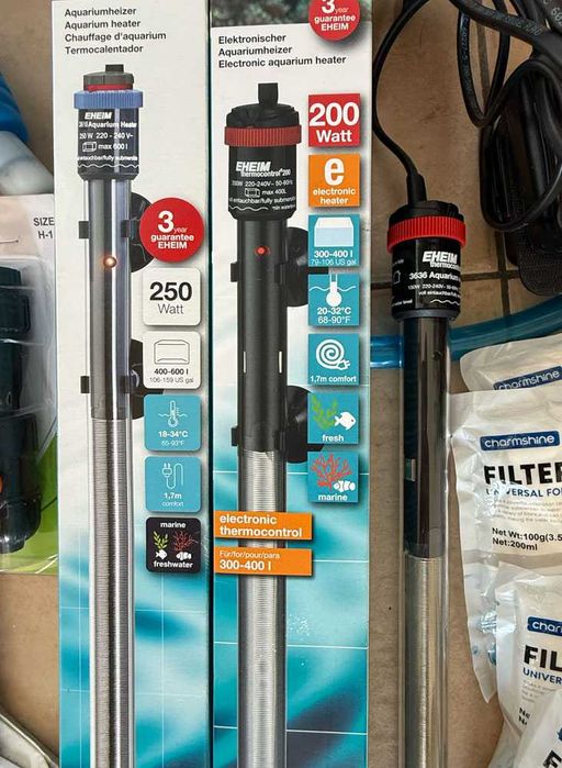 NOVO PREÇO - 400€ - Equipamento para dois aquários e muitos produtos extra