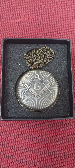 Relógio de bolso estilo antigo