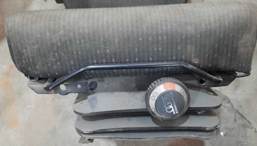 Mitsubishi Canter Fuso - 2017 - Porta esquerda, Painel Frontal, Banco