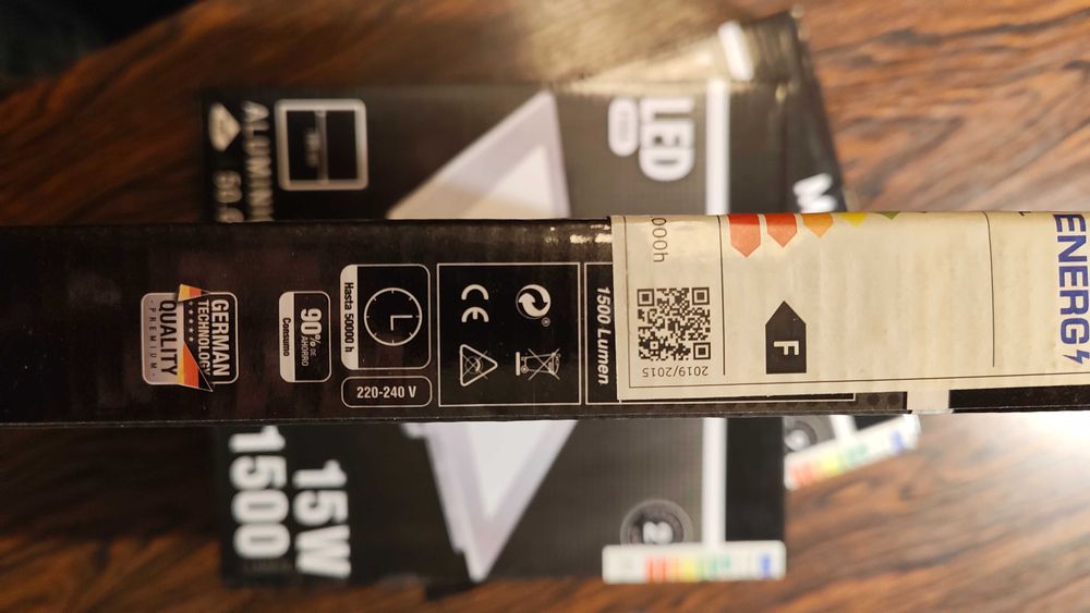 3 Spots quadrados de embutir 19,5x19,5cm, novos selados!! 10€ cada