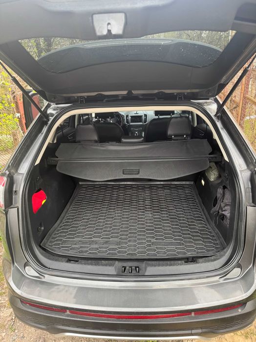 Продам автомобіль Ford EDGE