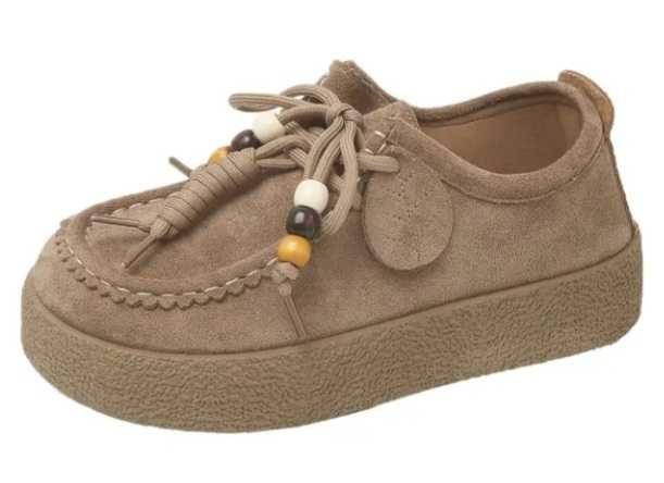 Жіночі мокасини лофери