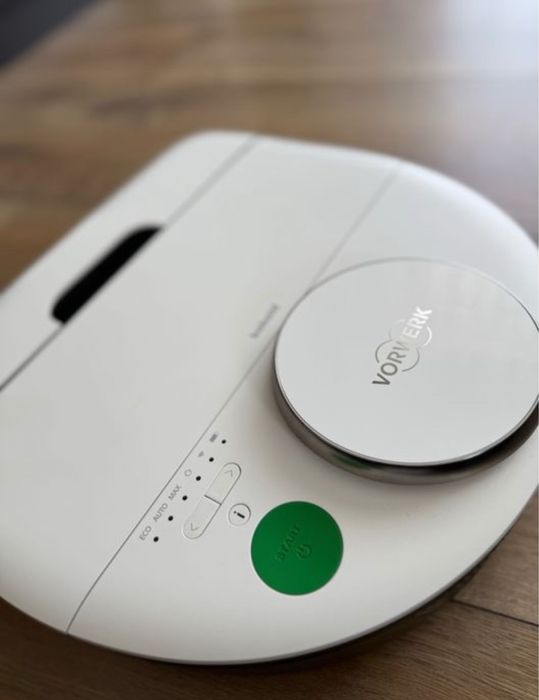 Robot sprzatajacy Vorwerk Kobold VR7 ze stacją dokujacą