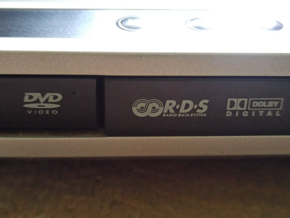Odtwarzacz DVD dvx radio z RDS kino domowe 5.1 pilot