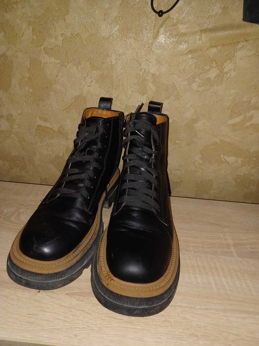 Женская обувь,кожа