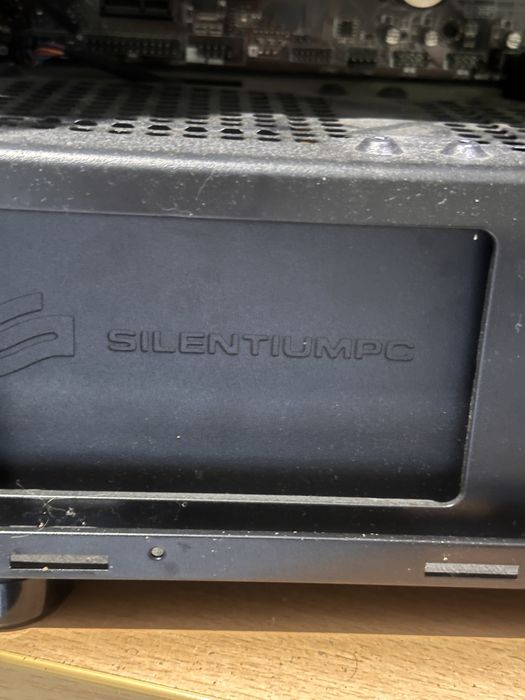 Komputer PC Gamingowy Ryzen 5 1600x Radeon RX 580 MSI B450