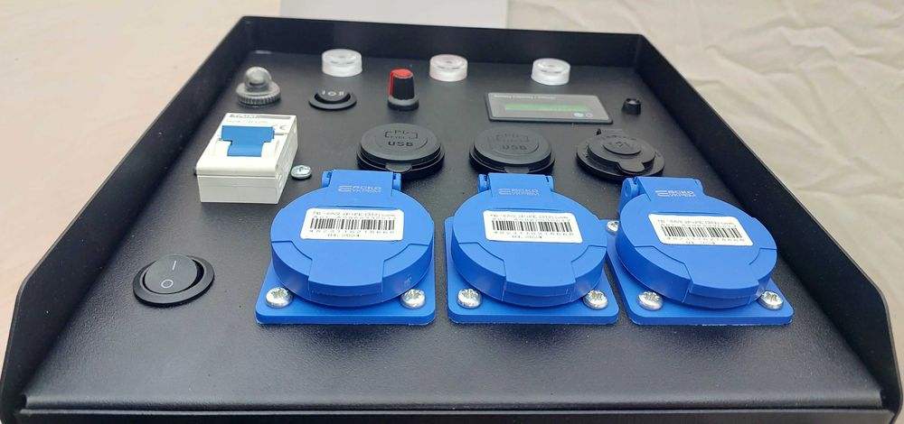 Мобільна зарядна станція LiFePo4 вироблено в Україні. Гарантія