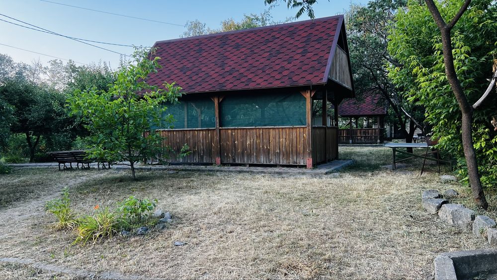 База відпочинку на березі річки в Полтаві