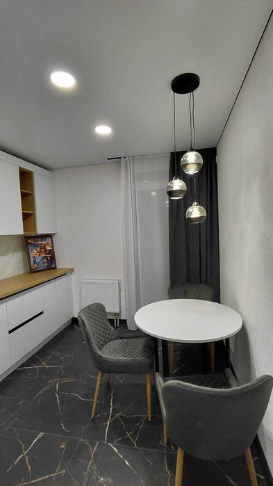 Продам 1 к квартиру з меблями і технікою в ЖК "Кельце" 0216