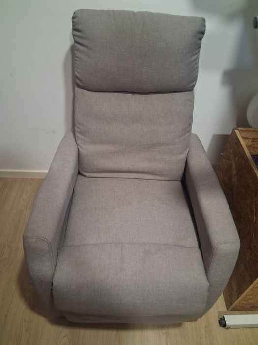 Vendo cadeirão reclinável