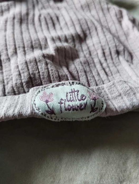 Czapka little flower z uszami i na uszy so cute r. 68 cm 3-6 MSC.