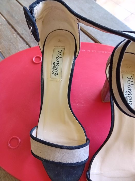 Sandálias de camurça