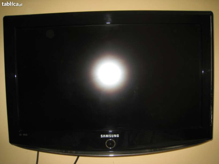 Telewizor LCD Samsung LE 26 R 82 B- 26 cali