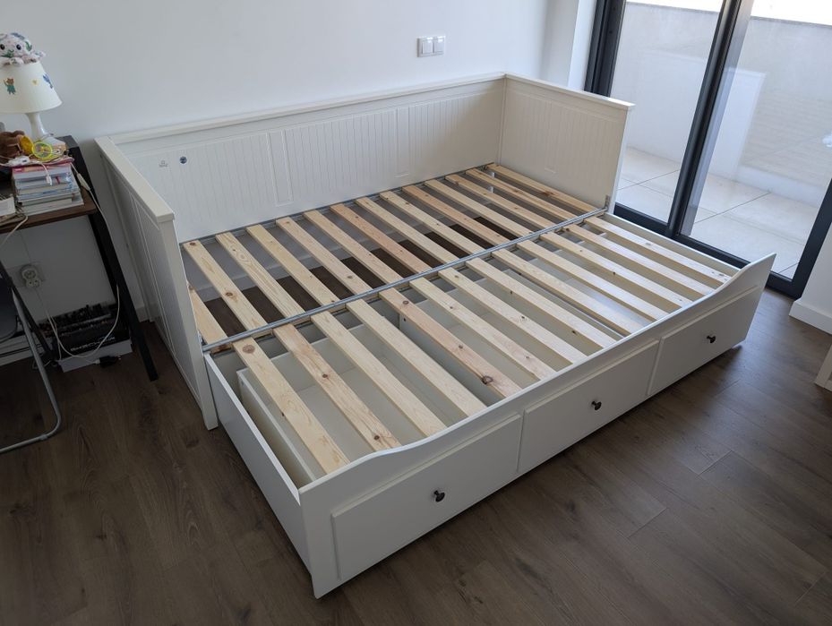 Cama individual/dupla com 3 gavetas e 2 colchõe-Usada