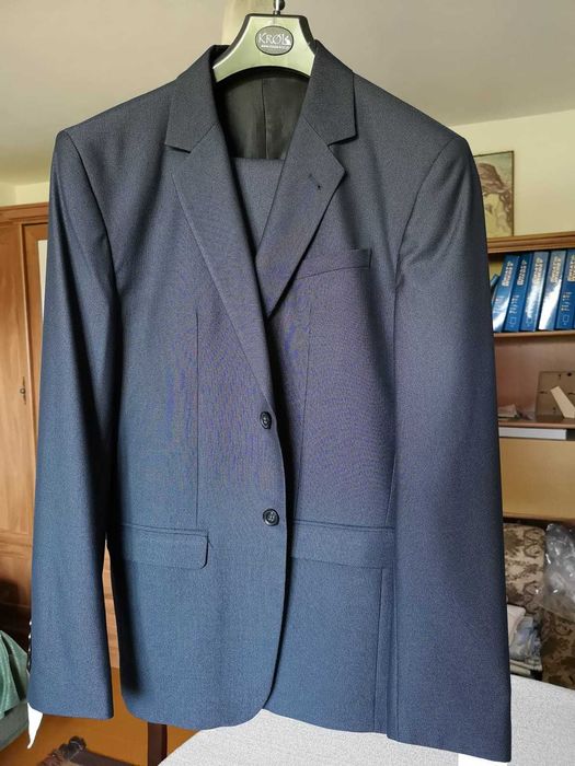 Nowy garnitur męski pas 84 cm.