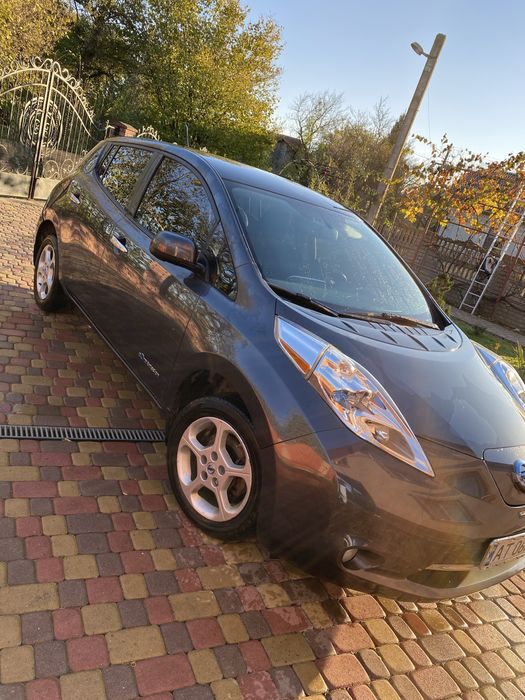 Nissan leaf 2013р 24 квт/год