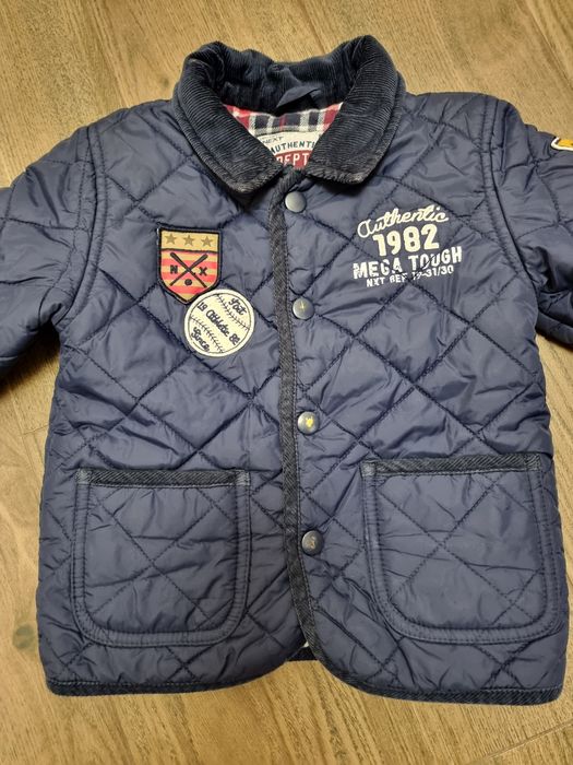 Продам куртку Next