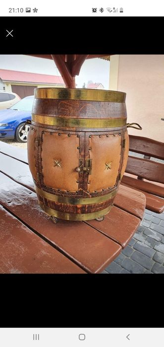 Barek na alkohol z beczki
