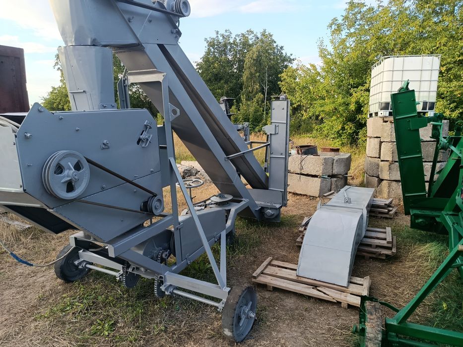 Продам зернопогрузчик Зм-60 А.Зерномет