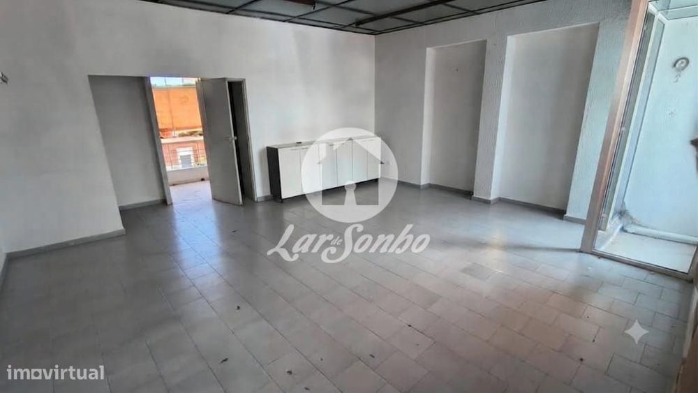 Moradia T3 com Terreno de 890 m² em Aves, Santo Tirso