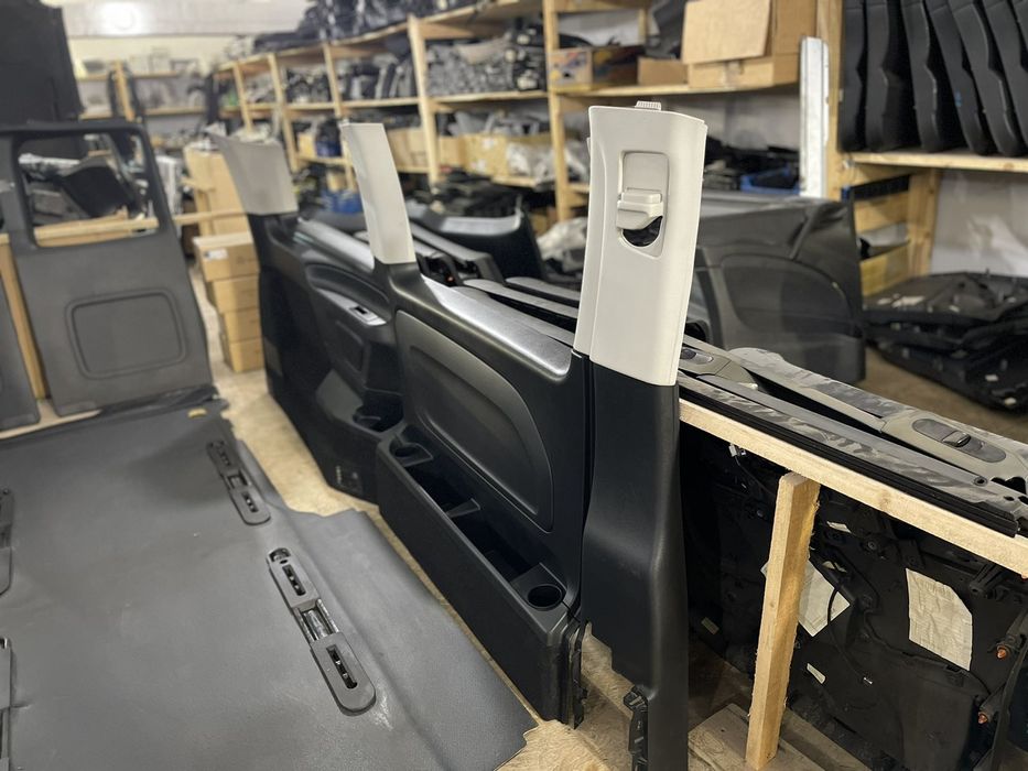 Салон пластик карти потолок підлога віто вито Mercedes Vito V-Class