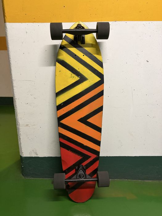 Longboard em bom estado