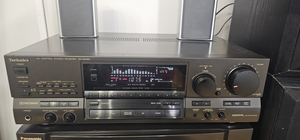 Unikatowy amplituner Technics SA-GX303 wraz z pilotem i przetwornica.