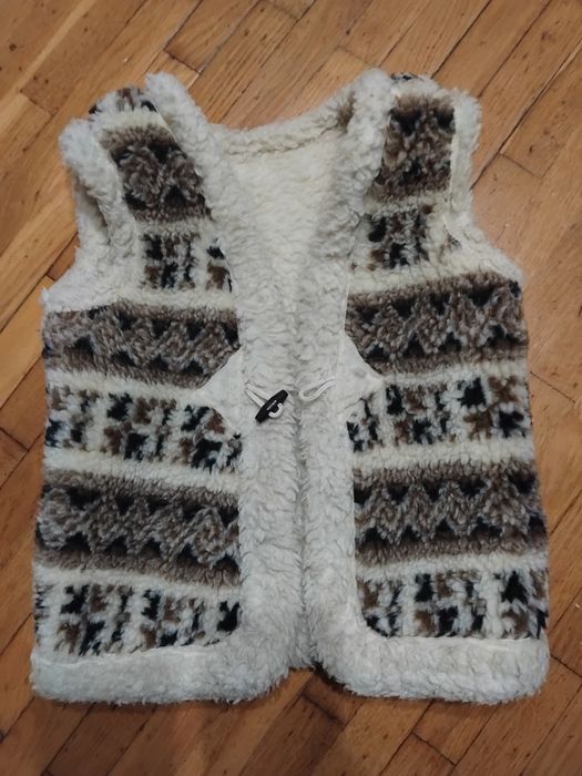 Безрукавки. Кожушок