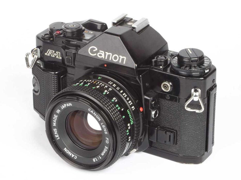 Canon A-1 + 50mm / 1:1.8