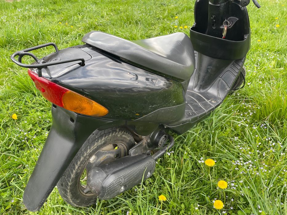 Скутер Suzuki Lets2