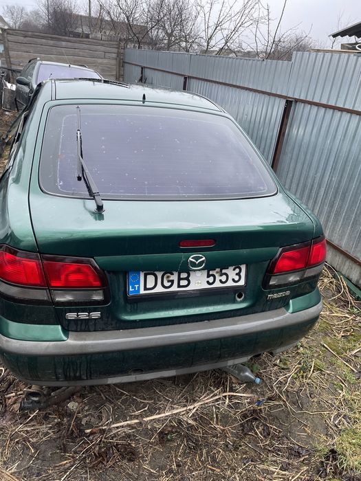 Кришка багажніка мазда 626 mazda 626