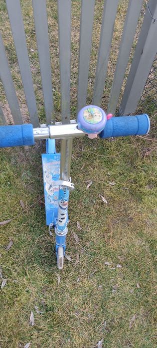 Hulajnoga z dzwonkiem