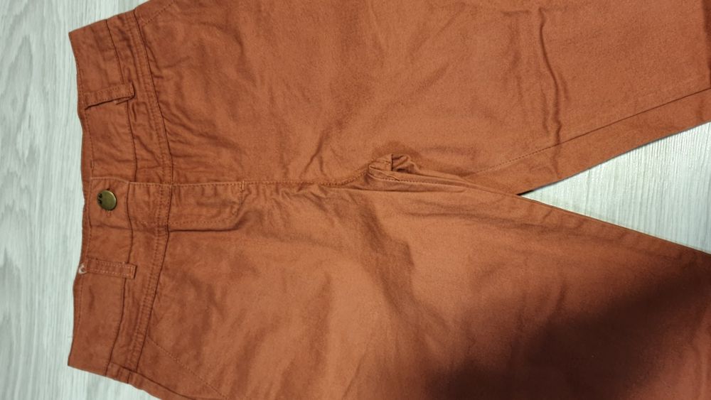 Nowe spodnie rozm 128