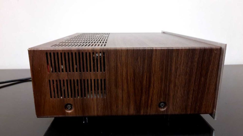 Marantz - Modelo 1060 - Amplificador integrado de estado sólido