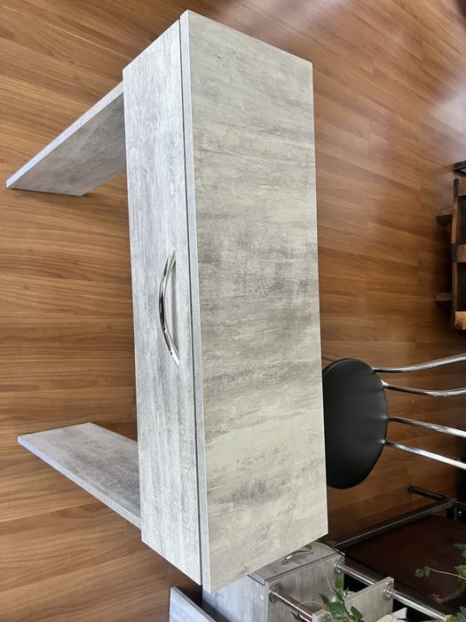 Столик гримерний