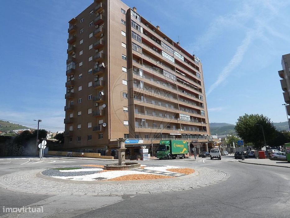 Apartamento T4 para venda