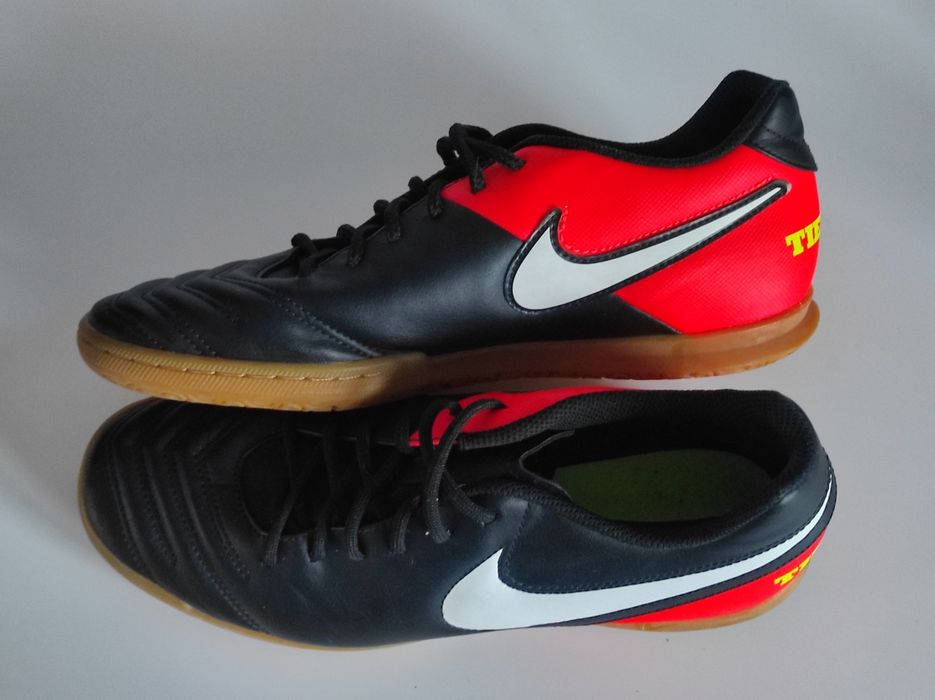 Nike Tiempo Rio III IC