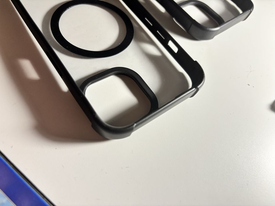 Capa iPhone 15 transparente MagSafe