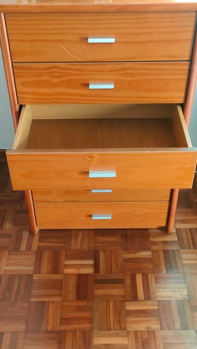 Vendo camiseiro pinho mel