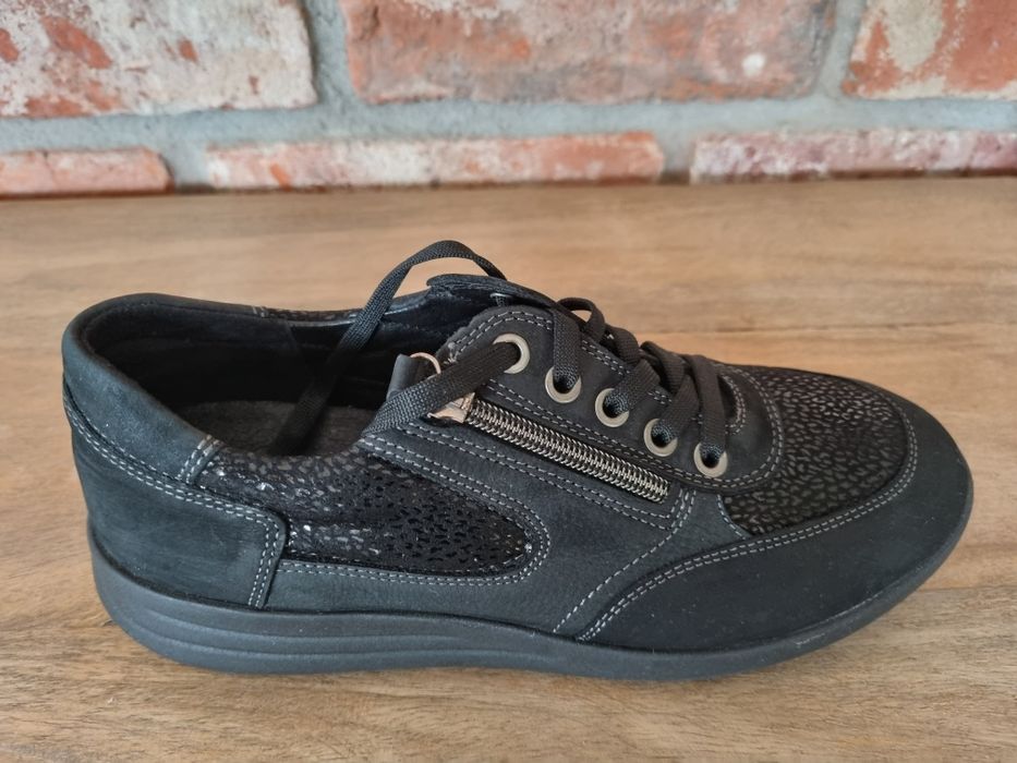 Czarne sneakersy Medicus * Nowe