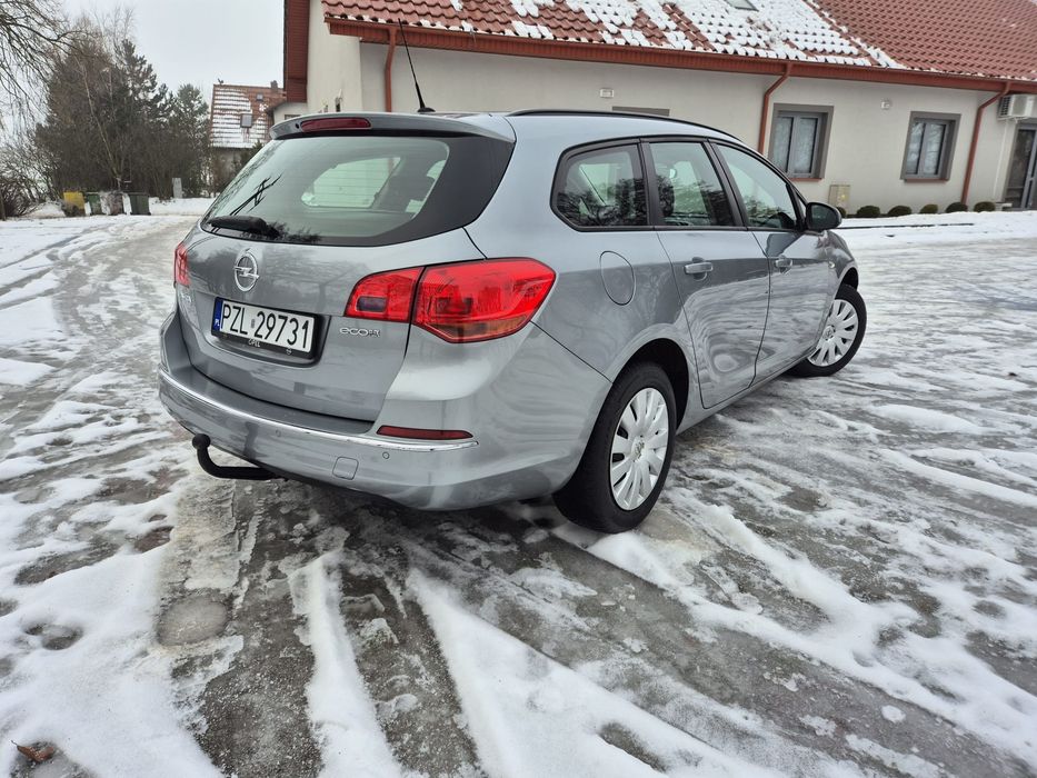 Opel Astra Kombi 2013r. 1.7CDTi-Isuzu-Zarejestrowany-Stan bdb.-Książka