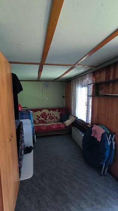 Sprzedam domek letniskowy/ barakowóz wraz z altanką.