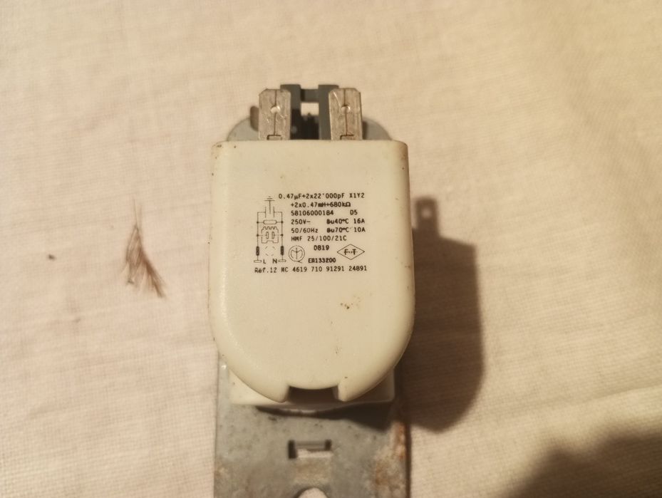 Filtr przeciwzakłóceniowy do pralek Whirlpool AWT  AWO Amica Bauknecht