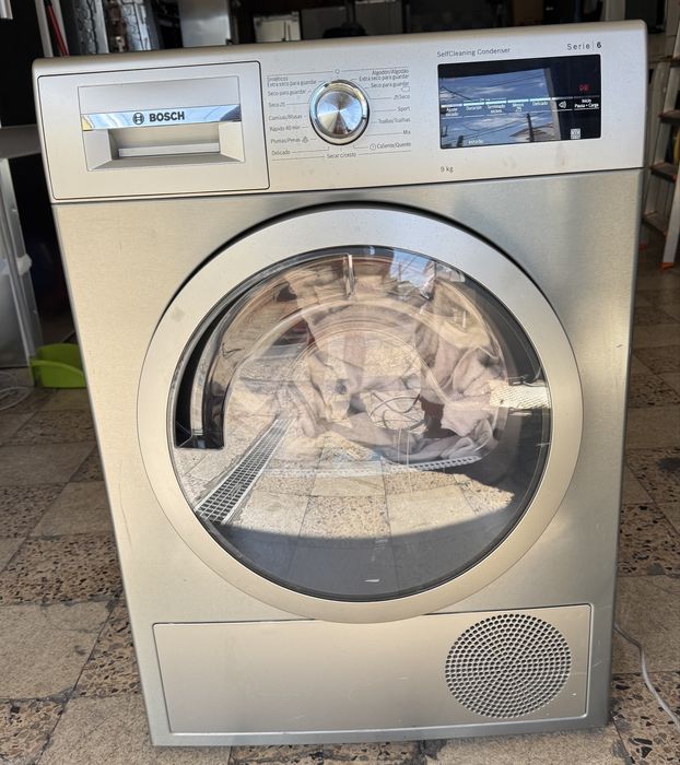 Máquina de Secar Bosch Serie 6 WTG8729XEE | 9 Kg | Bomba de Calor