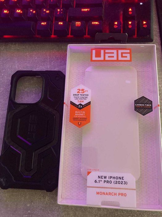 Чохол для iPhone 15 pro uag monarch pro 6.3