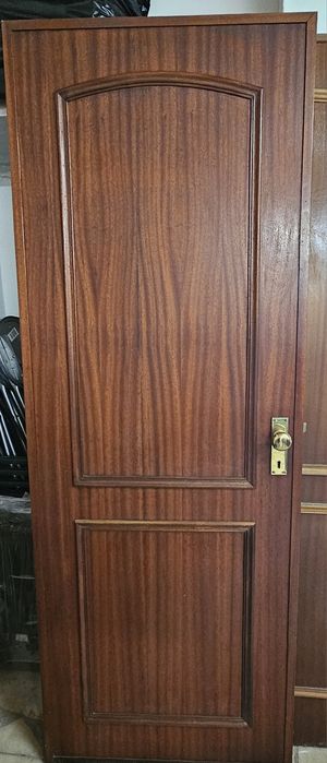 Portas em madeira