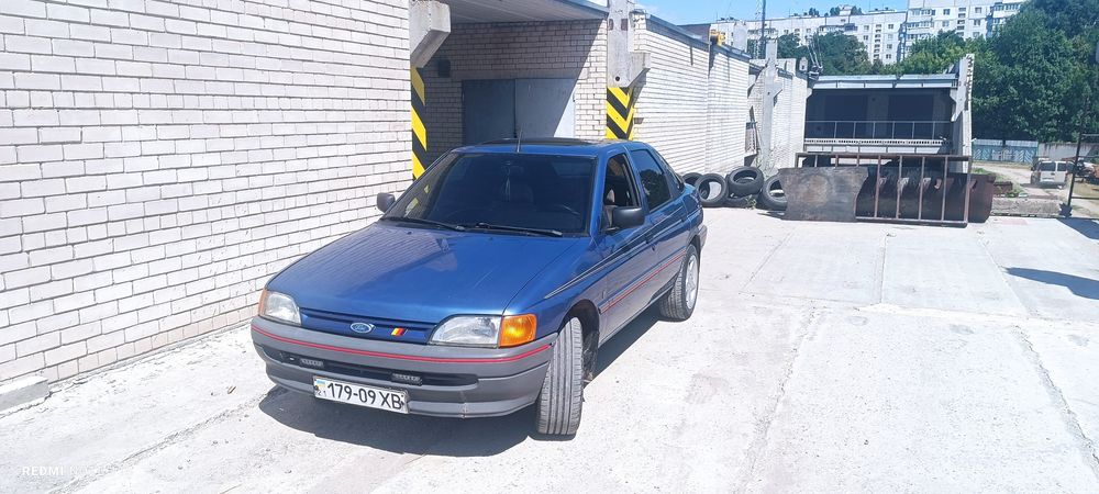 Продам Форд эскорт