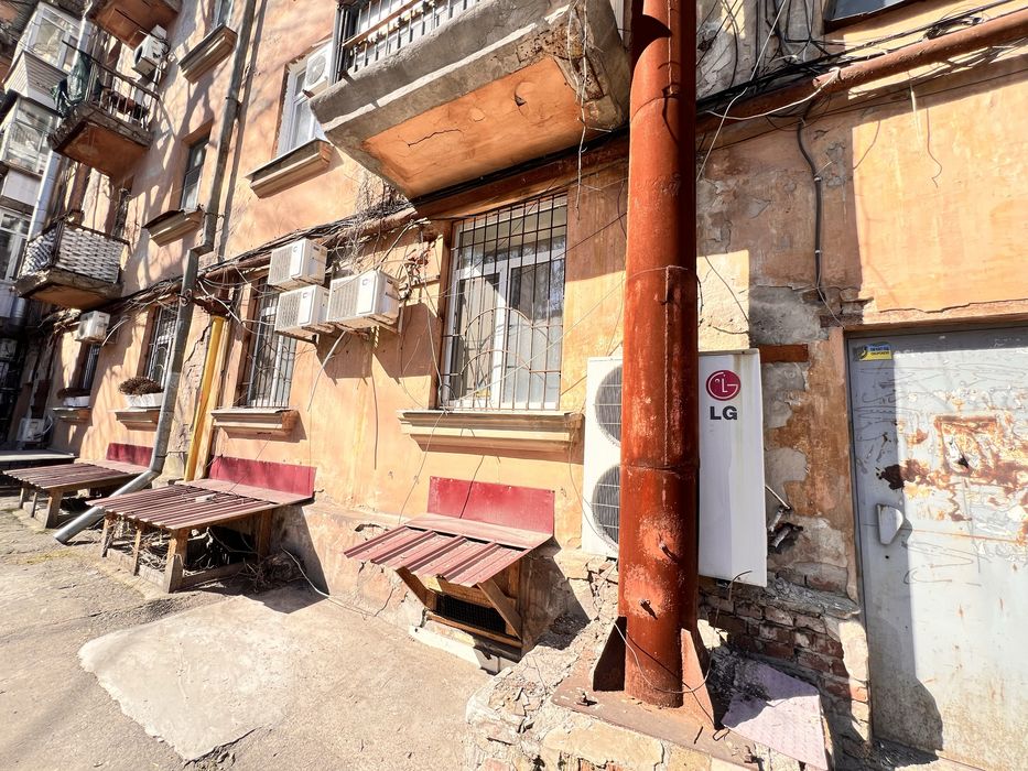 Продам помещение свободного назначения в центре