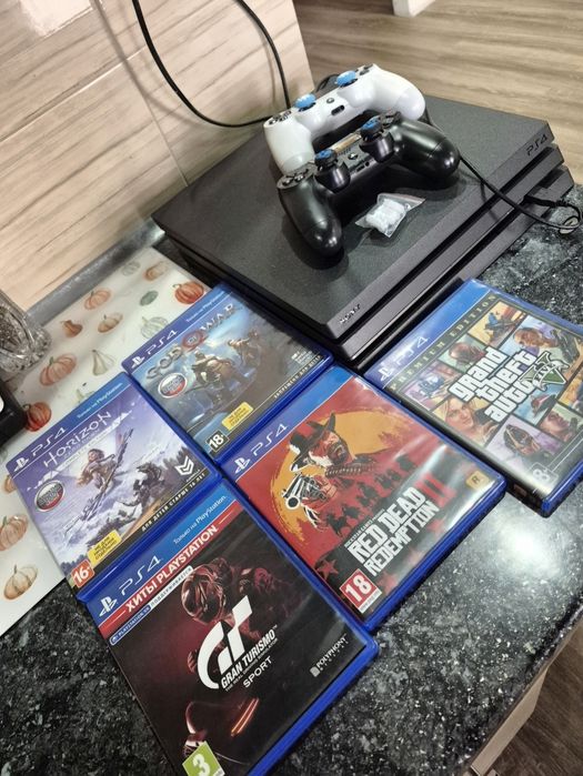 Sony PlayStation 4 Pro 1TB (PS4 Pro) – отличное состояние